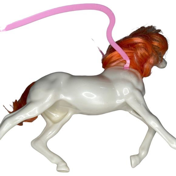 Netflix She Ra Princess Of Power Swift Wind Horse White Orange Hair No Wings - Picture 4 of 16